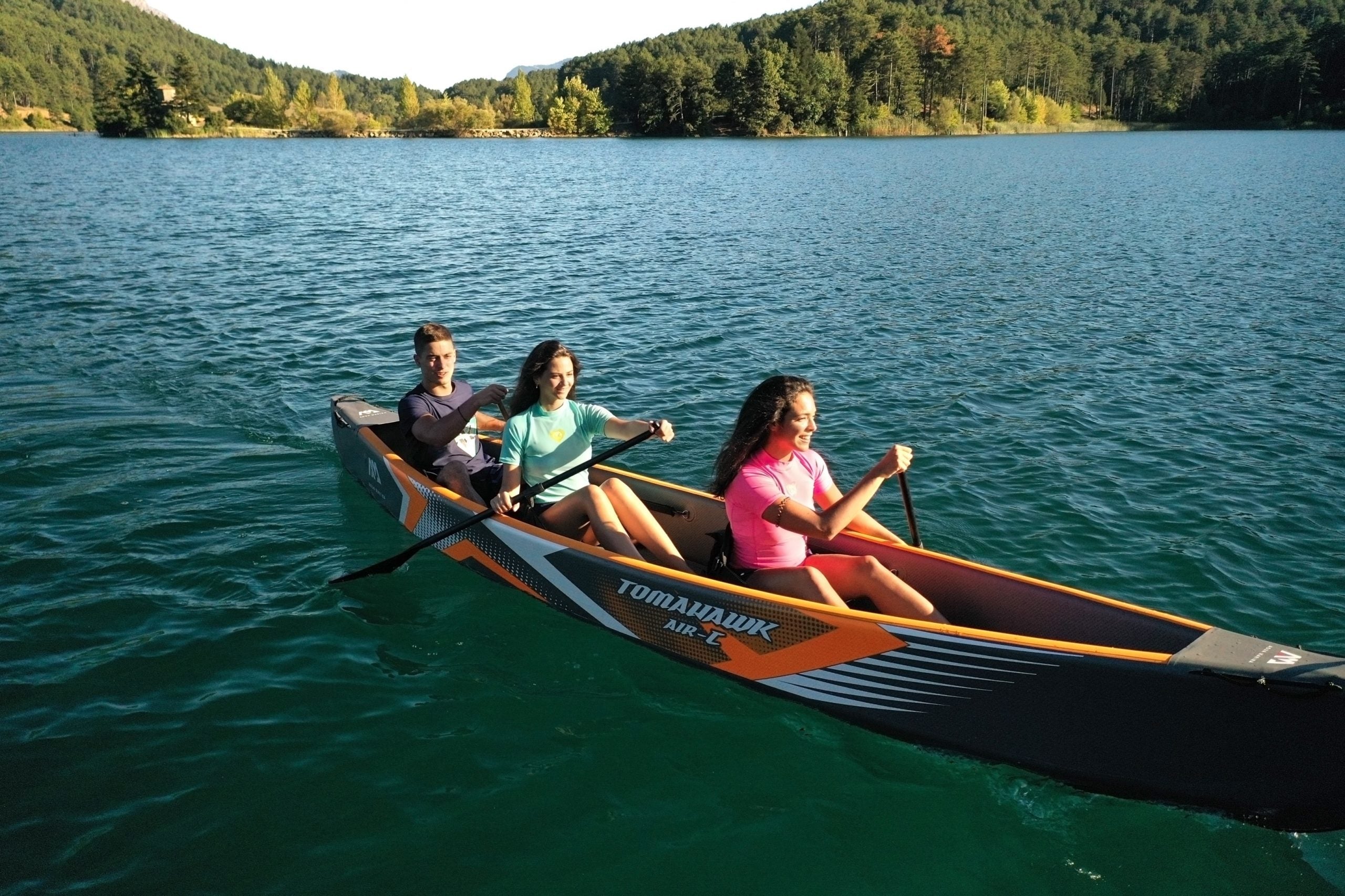 Aqua Marina TOMAHAWK AIR-C – Kayak Inflable de Alta Velocidad 15'8" | High-Speed Inflatable Kayak