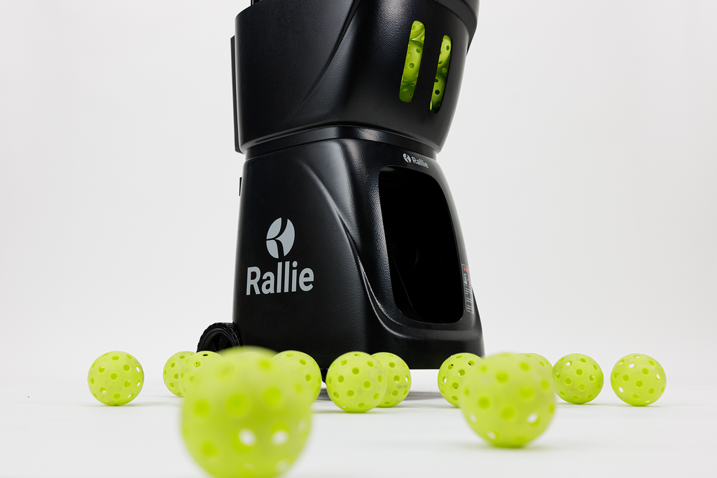 Rallie – Máquina de Pickleball Midnight Black | Pickleball Machine Midnight Black