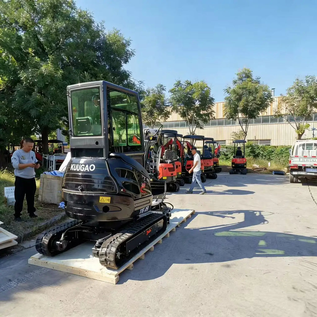 Mini Excavadora 2 ton — Motor Kubota, Orugas, Certificada CE