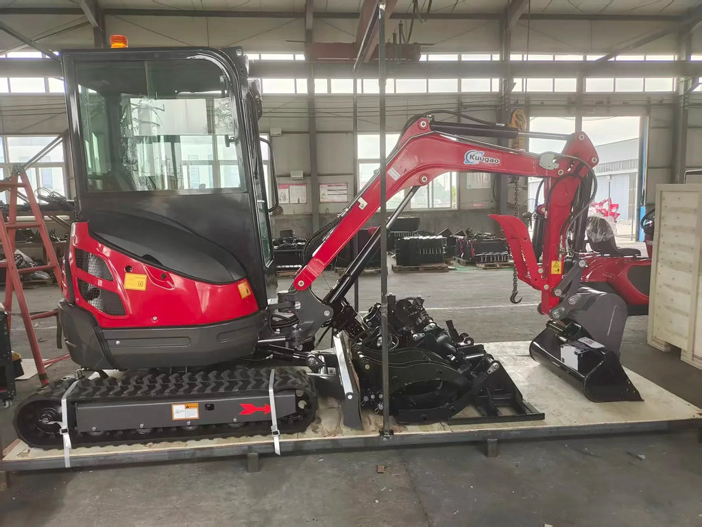 Mini Excavadora 2 ton — Motor Kubota, Orugas, Certificada CE